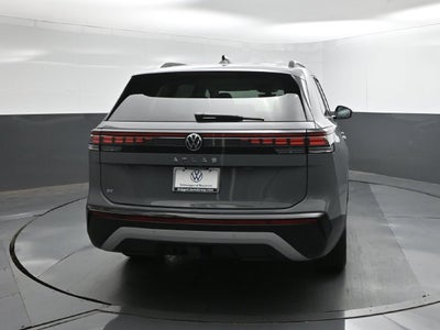 2027 Volkswagen Atlas SE w/Technology