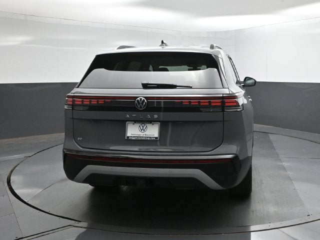 2027 Volkswagen Atlas SE w/Technology