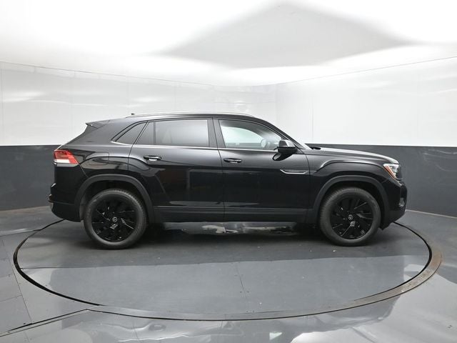 2026 Volkswagen Atlas Cross Sport SE w/Technology