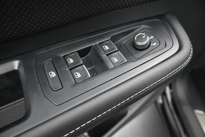 2026 Volkswagen Atlas Cross Sport SE w/Technology