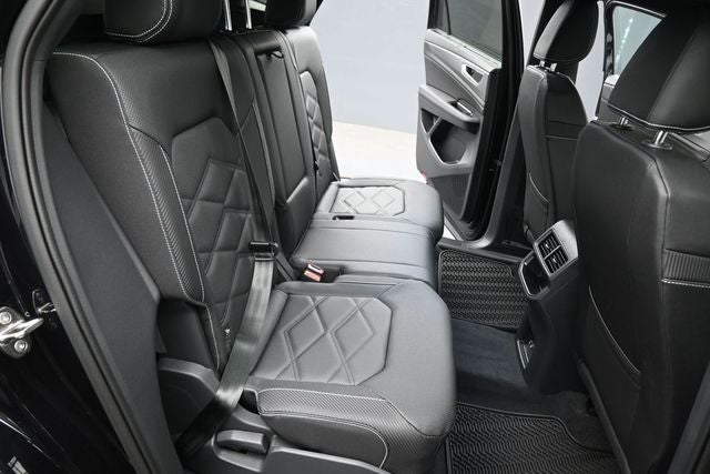 2026 Volkswagen Atlas Cross Sport SE w/Technology