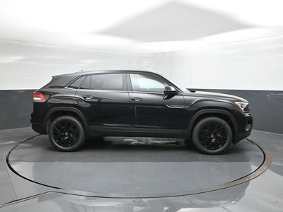 2026 Volkswagen Atlas Cross Sport SE w/Technology