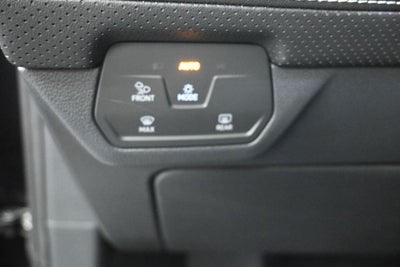2026 Volkswagen Atlas Cross Sport SE w/Technology