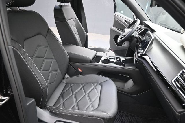 2026 Volkswagen Atlas Cross Sport SE w/Technology