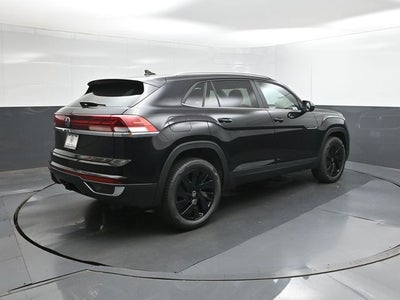 2026 Volkswagen Atlas Cross Sport SE w/Technology