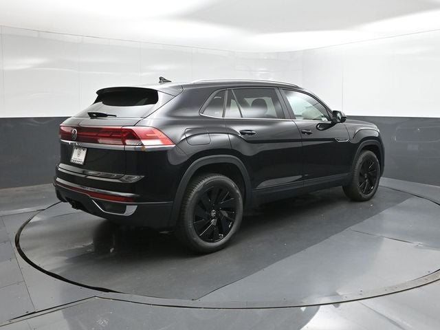 2026 Volkswagen Atlas Cross Sport SE w/Technology