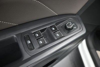 2021 Volkswagen Atlas Cross Sport 2.0T SE w/Technology