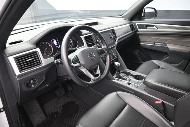 2021 Volkswagen Atlas Cross Sport 2.0T SE w/Technology