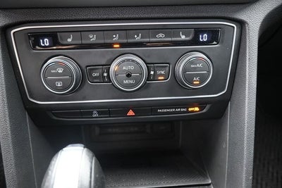 2021 Volkswagen Atlas Cross Sport 2.0T SE w/Technology