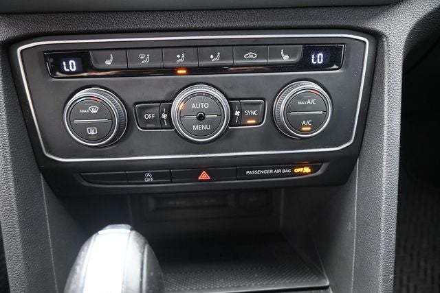 2021 Volkswagen Atlas Cross Sport 2.0T SE w/Technology
