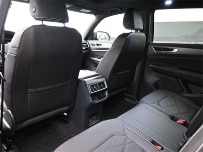 2026 Volkswagen Atlas Cross Sport 2.0T SE w/Technology