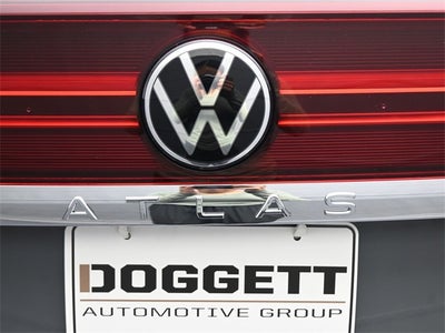 2026 Volkswagen Atlas Cross Sport 2.0T SE w/Technology