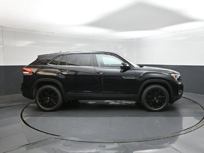 2026 Volkswagen Atlas Cross Sport SE w/Technology