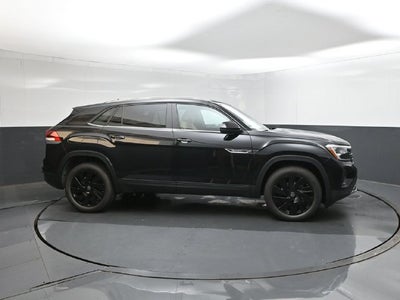 2026 Volkswagen Atlas Cross Sport SE w/Technology