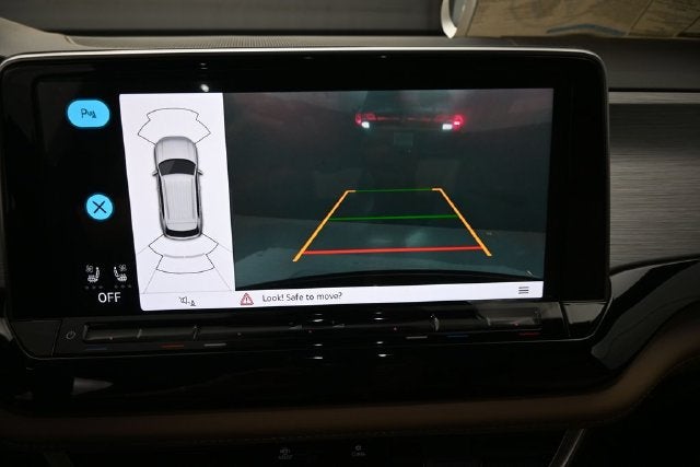 2026 Volkswagen Atlas Cross Sport SE w/Technology