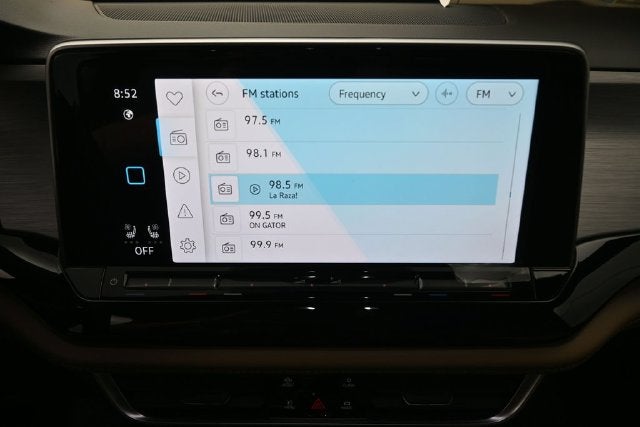 2026 Volkswagen Atlas Cross Sport SE w/Technology