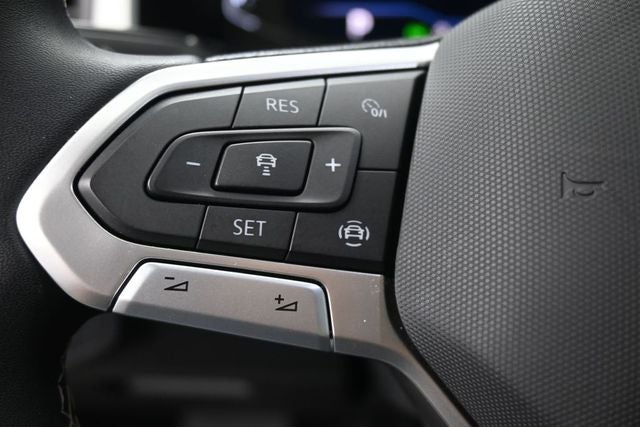2023 Volkswagen Atlas Cross Sport 3.6L V6 SE w/Technology