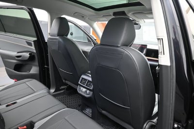 2027 Volkswagen Atlas SE w/Technology