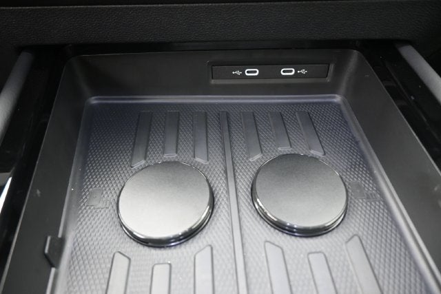 2027 Volkswagen Atlas SE w/Technology