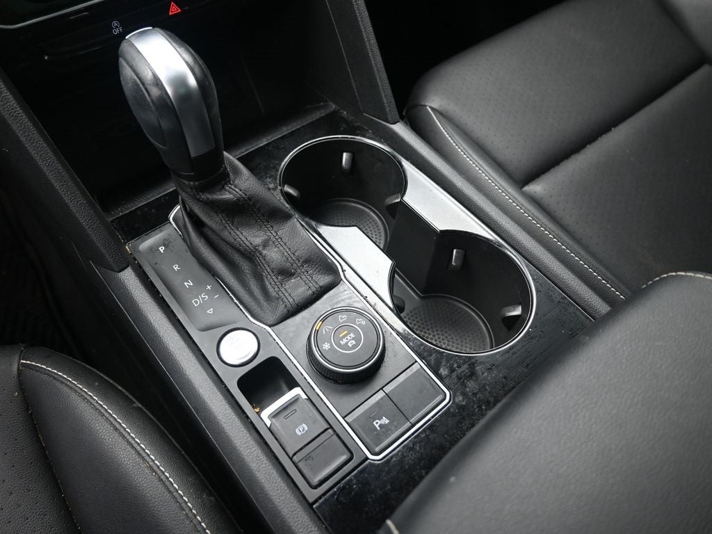 2020 Volkswagen Atlas Cross Sport 2.0T SEL 4Motion