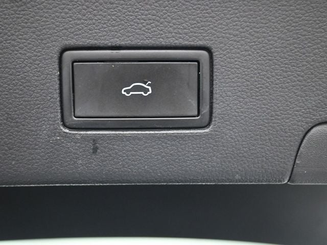 2021 Volkswagen Atlas Cross Sport 3.6L V6 SE w/Technology R-Line