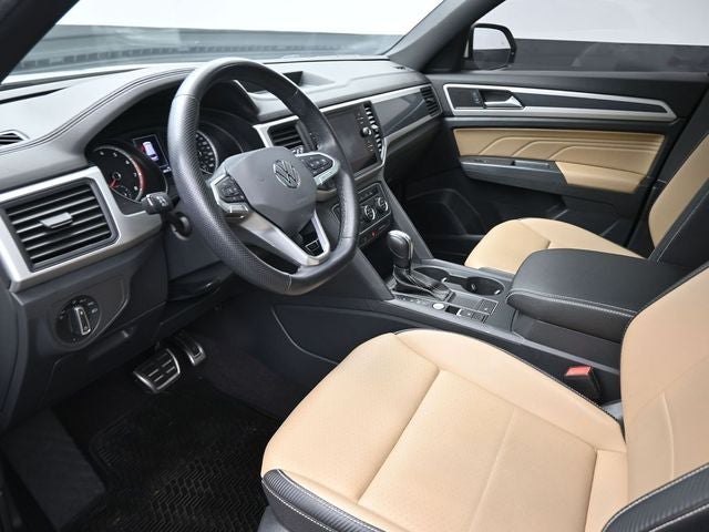 2021 Volkswagen Atlas Cross Sport 3.6L V6 SE w/Technology R-Line