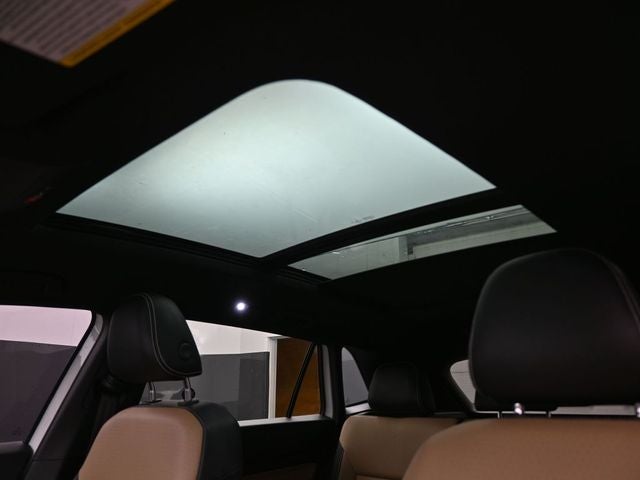 2021 Volkswagen Atlas Cross Sport 3.6L V6 SE w/Technology R-Line