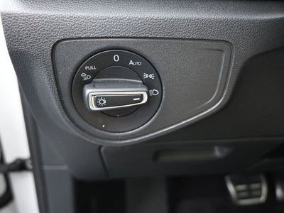 2021 Volkswagen Atlas Cross Sport 3.6L V6 SE w/Technology R-Line