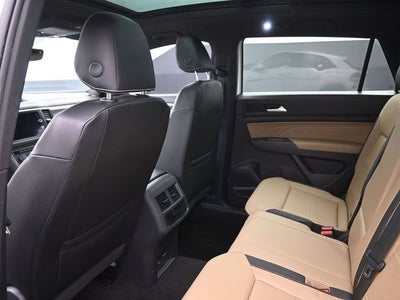 2021 Volkswagen Atlas Cross Sport 3.6L V6 SE w/Technology R-Line