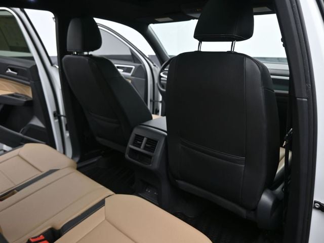 2021 Volkswagen Atlas Cross Sport 3.6L V6 SE w/Technology R-Line