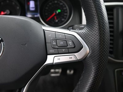 2021 Volkswagen Atlas Cross Sport 3.6L V6 SE w/Technology R-Line