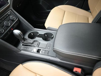 2021 Volkswagen Atlas Cross Sport 3.6L V6 SE w/Technology R-Line