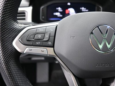 2023 Volkswagen Atlas Cross Sport 2.0T SEL R-Line