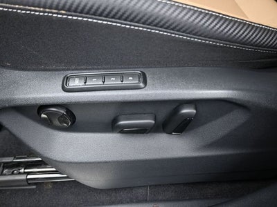 2023 Volkswagen Atlas Cross Sport 2.0T SEL R-Line