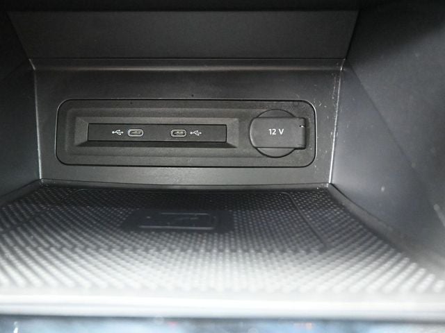 2023 Volkswagen Atlas Cross Sport 2.0T SEL R-Line