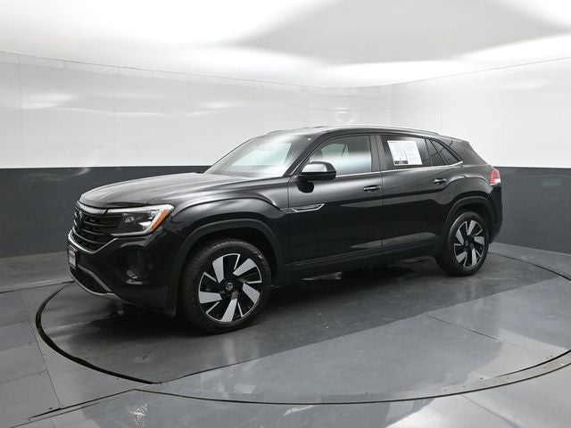 2025 Volkswagen Atlas Cross Sport 2.0T SE w/Tech's photo