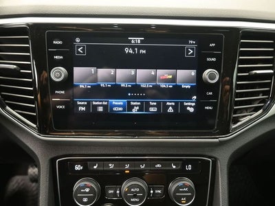 2022 Volkswagen Atlas Cross Sport 3.6L V6 SE w/Technology