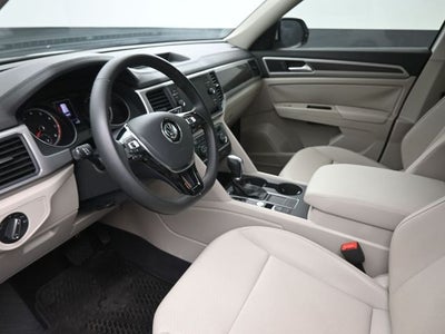 2019 Volkswagen Atlas 2.0T SE w/Technology w/Technology