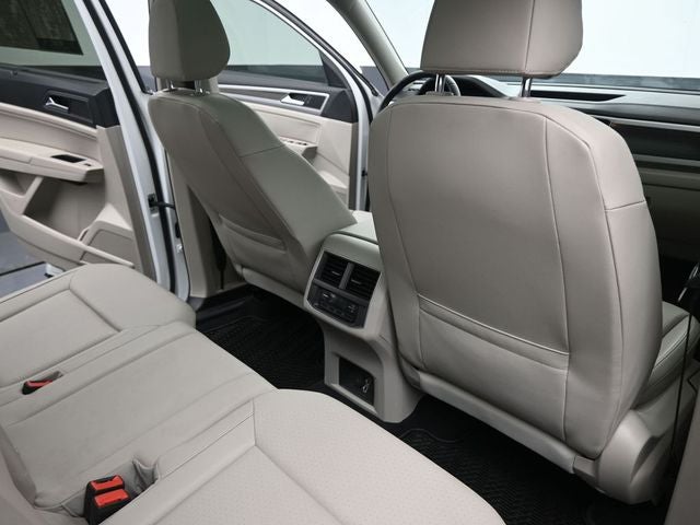 2019 Volkswagen Atlas 2.0T SE w/Technology w/Technology