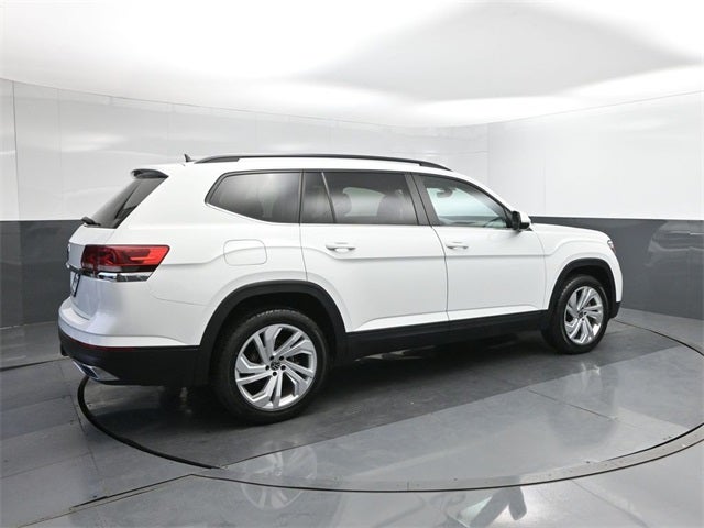 2022 Volkswagen Atlas 3.6L V6 SE w/Technology