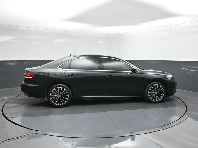 2022 Volkswagen Passat 2.0T Limited Edition
