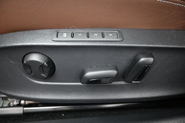 2022 Volkswagen Passat 2.0T Limited Edition