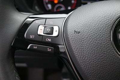 2022 Volkswagen Passat 2.0T Limited Edition