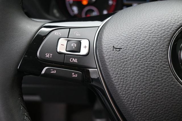 2022 Volkswagen Passat 2.0T Limited Edition