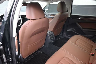2022 Volkswagen Passat 2.0T Limited Edition