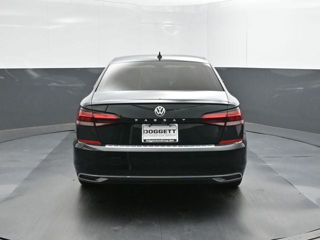 2022 Volkswagen Passat 2.0T Limited Edition