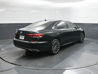 2022 Volkswagen Passat 2.0T Limited Edition