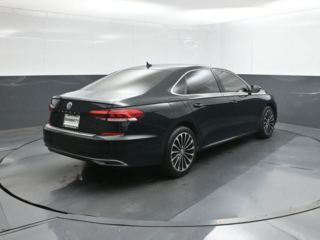 2022 Volkswagen Passat 2.0T Limited Edition