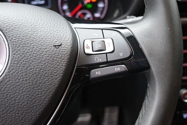 2022 Volkswagen Passat 2.0T Limited Edition