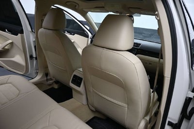 2014 Volkswagen Passat TDI SEL Premium
